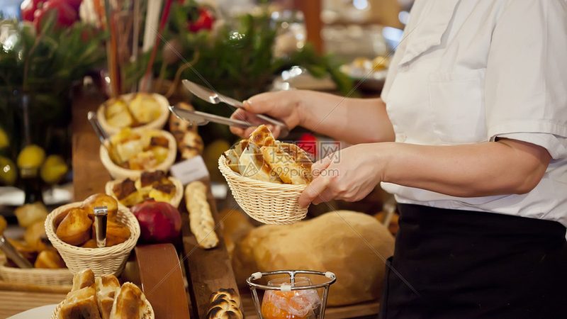 餐饮供应链选得好，后厨一半烦恼少