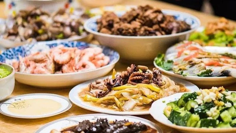 在挑选饮料时，应关注以下几个关键指标：