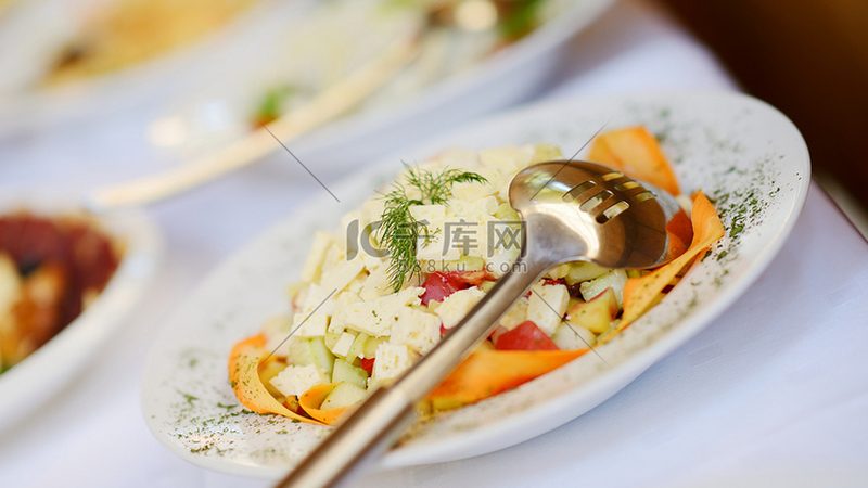 糖果代理加盟批发渠道全解析：揭秘行业“糖”秘