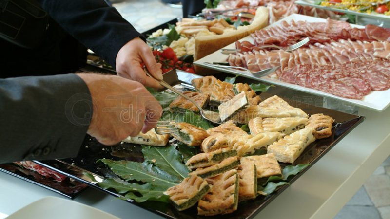 食品贴牌代加工，别只盯着价格看